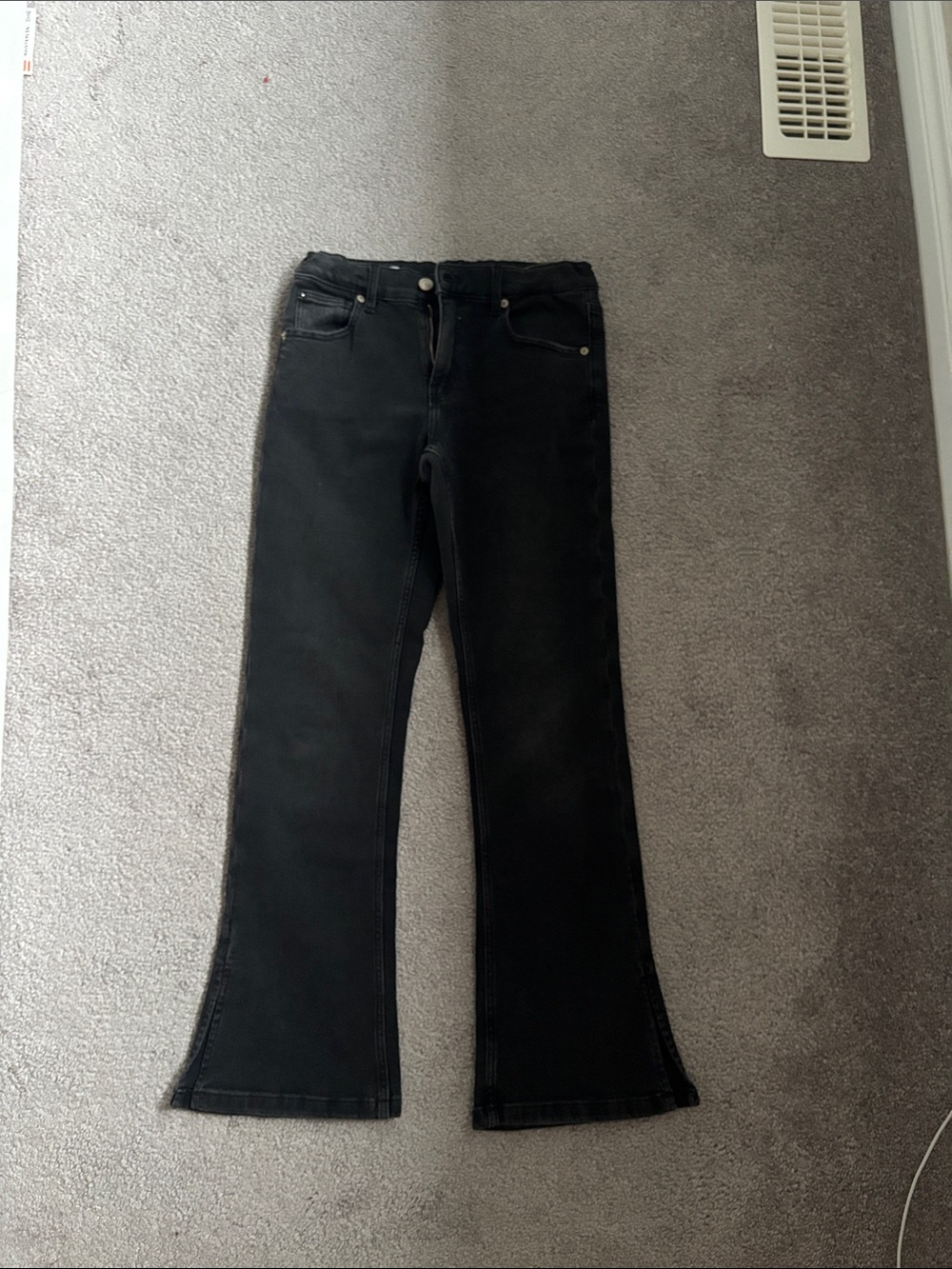 Zara kid‘s Black Flare Jeans - Classic High-Rise Style